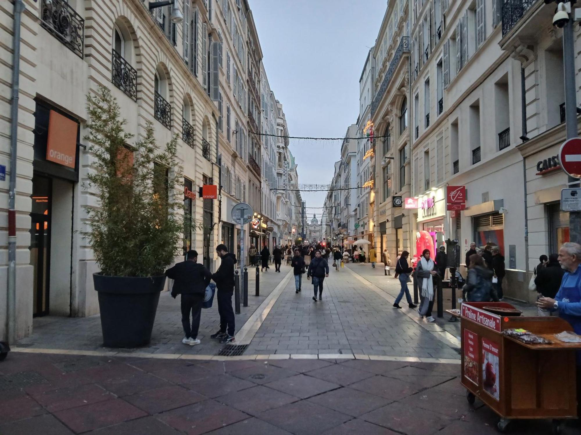 Loft Americain Centre 7 Personnes Apartment Marseille