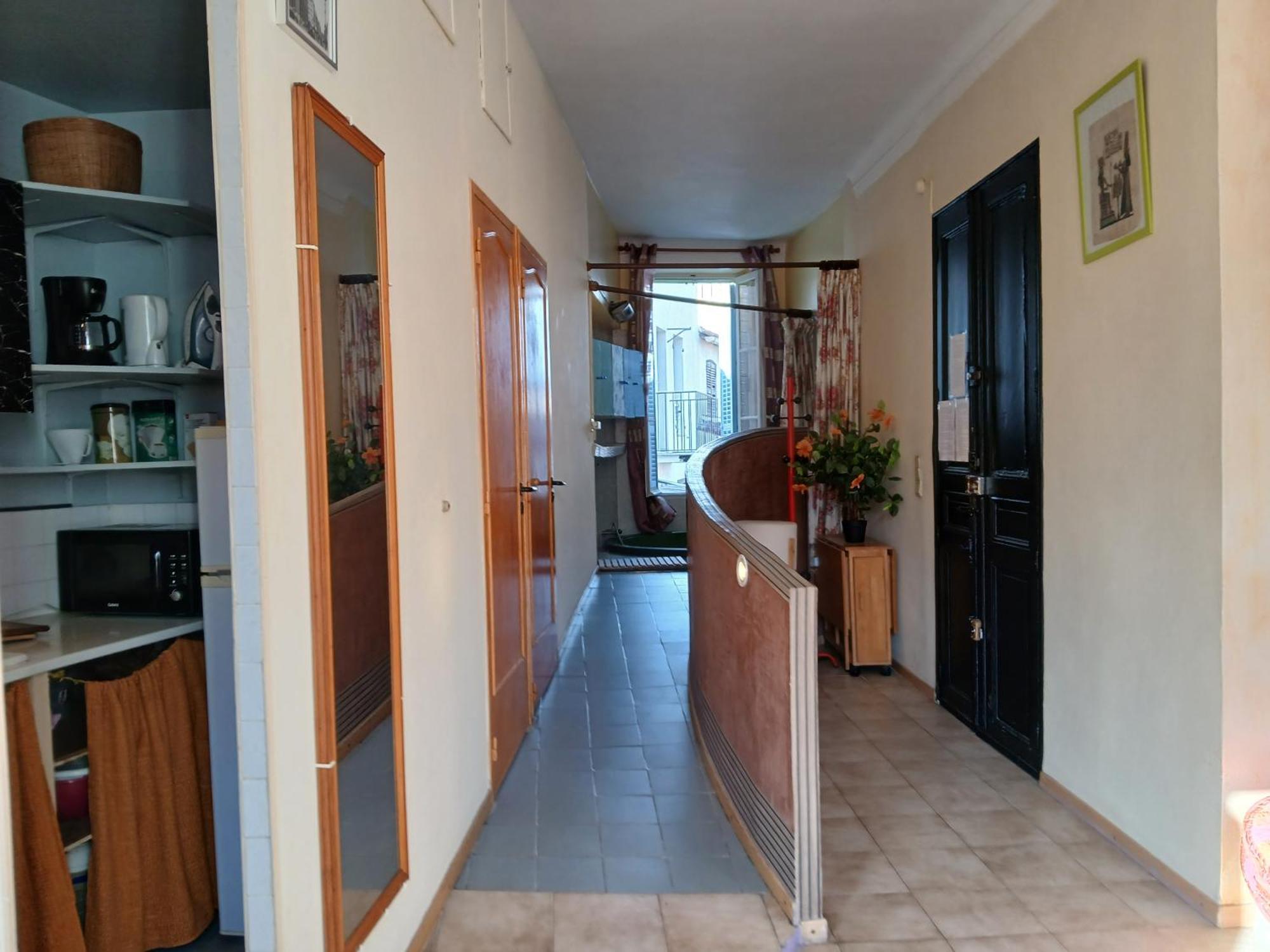 Loft Americain Centre 7 Personnes * Marseille